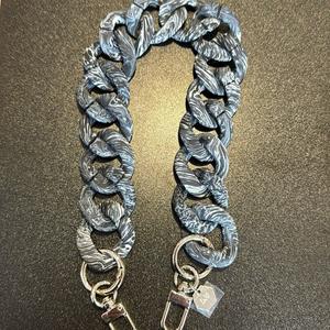 LGS Marbled Matte Bag Chains - 18”